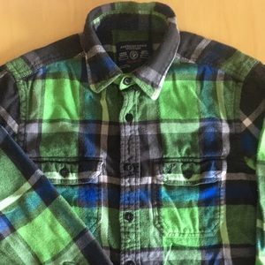 EUC American Eagle plaid flannel shirt, size S